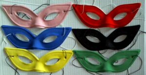 Maschera domino farfalla colori ass