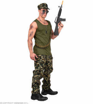 Vestito da soldato